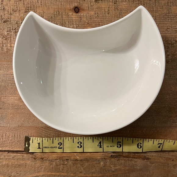 Stackable White Half Moon Serving Dishes - Picture 5 of 5